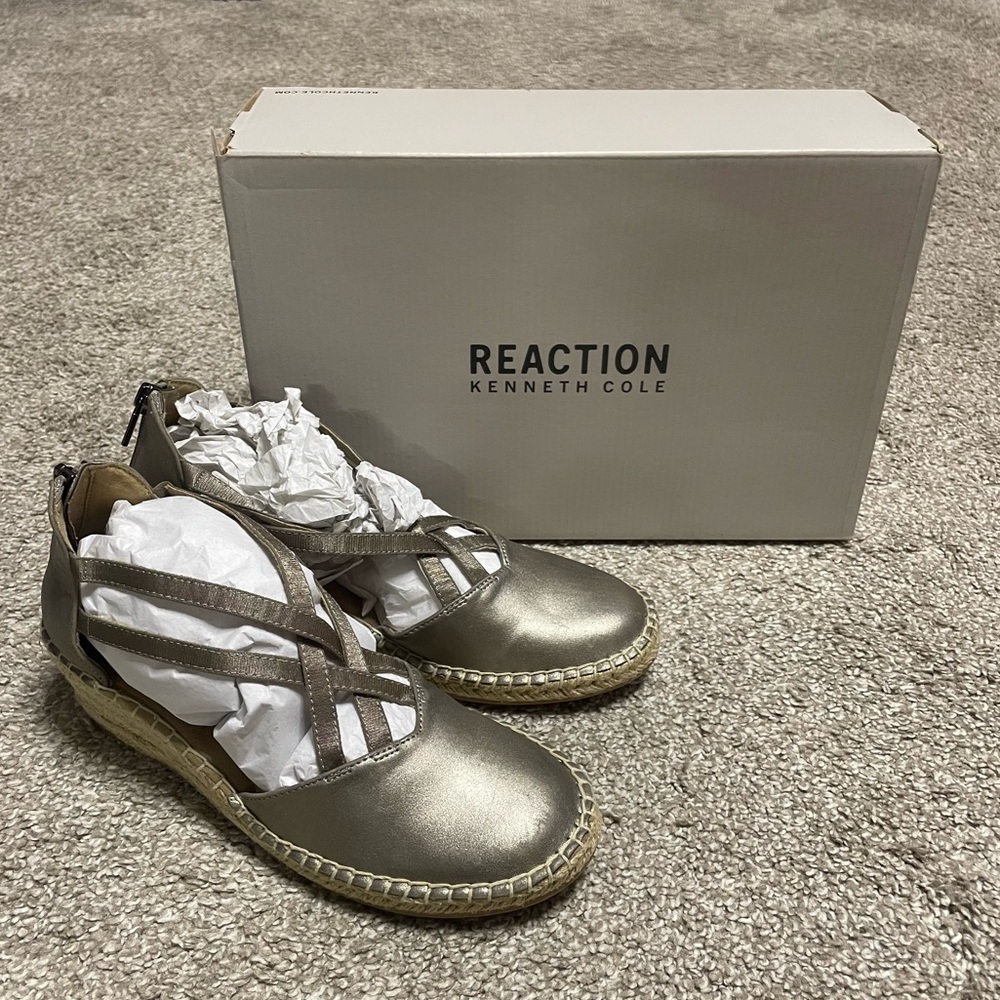 NEW Women’s Kenneth Cole Reaction Clo Espadrille Wedge Sandals Size 7